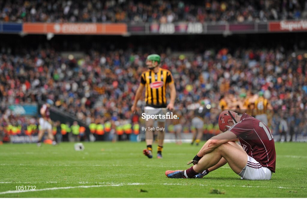 6 September 2015; Jonathan Glynn, Galway, cuts a dejected figure after his team's defeat by Kilkenny. GAA Hurling All-Ireland Senior Championship Final, Kilkenny v Galway, Croke Park, Dublin. Picture credit: Seb Daly / SPORTSFILE
