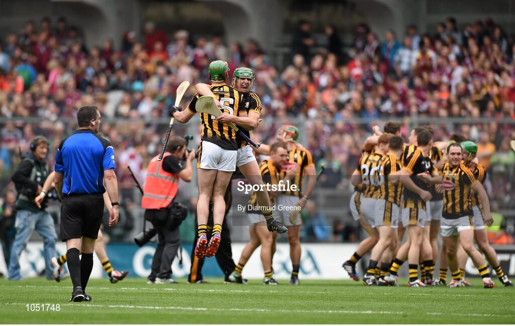6 September 2015; Kilkenny's Eoin Larkin and goalkeeper Eoin Murphy celebrate after victory over Galway. GAA Hurling All-Ireland Senior Championship Final, Kilkenny v Galway, Croke Park, Dublin. Picture credit: Diarmuid Greene / SPORTSFILE