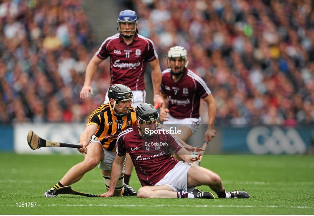 6 September 2015; Padraig Mannion, Galway, in action against Richie Hogan, Kilkenny. GAA Hurling All-Ireland Senior Championship Final, Kilkenny v Galway, Croke Park, Dublin. Picture credit: Seb Daly / SPORTSFILE