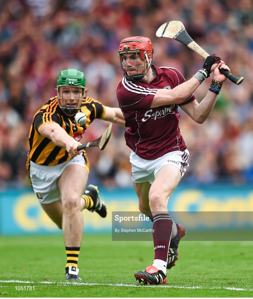 6 September 2015; Conor Whelan, Galway, in action against Paul Murphy, Kilkenny. GAA Hurling All-Ireland Senior Championship Final, Kilkenny v Galway. Croke Park, Dublin. Picture credit: Stephen McCarthy / SPORTSFILE