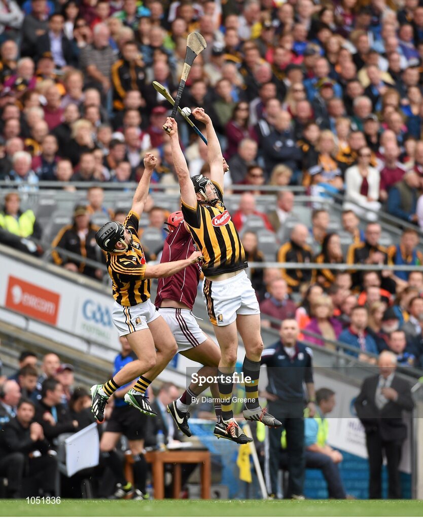 6 September 2015; Kilkenny's Walter Walsh and Richie Hogan, contest a high ball with Iarla Tannian, Galway. GAA Hurling All-Ireland Senior Championship Final, Kilkenny v Galway, Croke Park, Dublin. Picture credit: Diarmuid Greene / SPORTSFILE