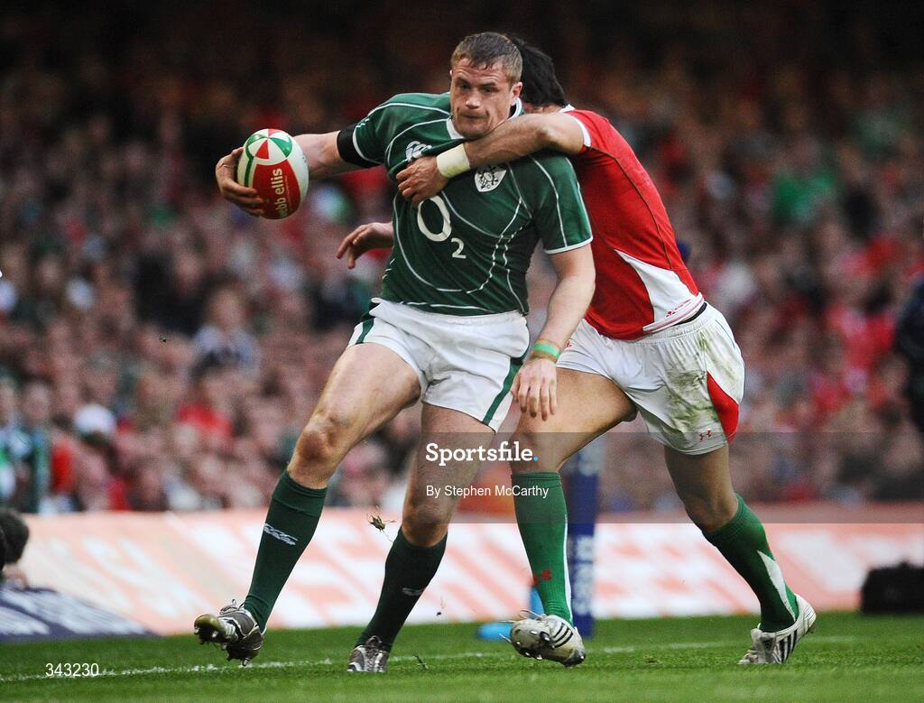 21 March 2009; Jamie Heaslip, Ireland, in action against Mike Phillips, Wales. RBS Six Nations Championship, Wales v Ireland, Millennium Stadium, Cardiff, Wales. Picture credit: Stephen McCarthy / SPORTSFILE