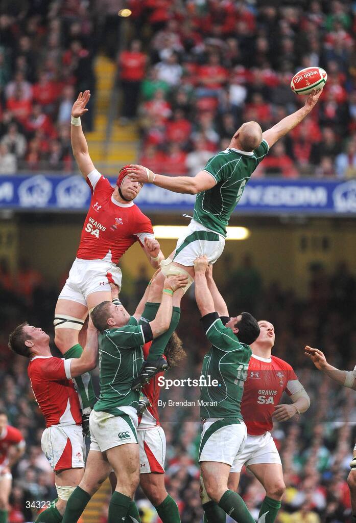21 March 2009; Paul O'Connell, Ireland, wins a lineout against Alun-Wyn Jones, Wales. RBS Six Nations Championship, Wales v Ireland, Millennium Stadium, Cardiff, Wales. Picture credit: Brendan Moran / SPORTSFILE