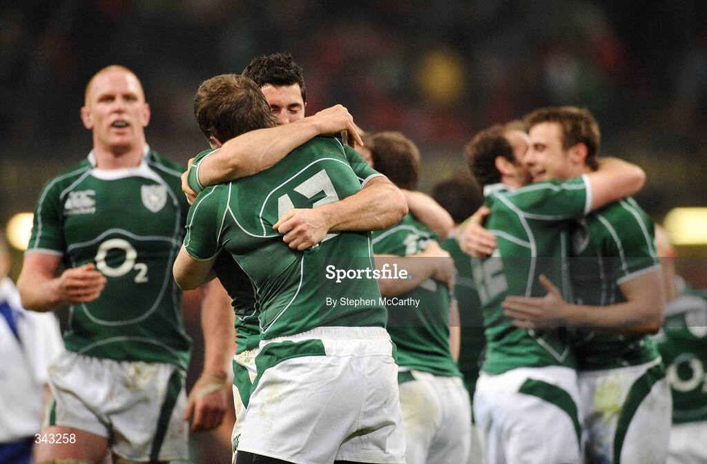 21 March 2009; Ireland's Brian O'Driscoll, no. 13, and team-mate Rob Kearney celebrate victory over Wales. RBS Six Nations Championship, Wales v Ireland, Millennium Stadium, Cardiff, Wales. Picture credit: Stephen McCarthy / SPORTSFILE