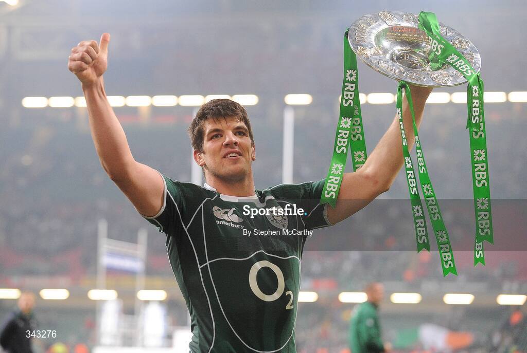 21 March 2009; Donncha O'Callaghan celebrates with the Triple Crown. RBS Six Nations Championship, Wales v Ireland, Millennium Stadium, Cardiff, Wales. Picture credit: Stephen McCarthy / SPORTSFILE