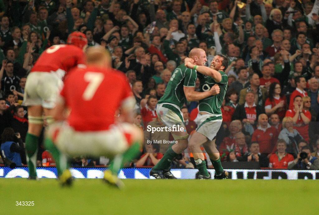 21 March 2009; Ireland's Paul O'Connell and Marcus Horan celebrate at the final whistle as Alun-Wyn Jones and Martyn Williams, Wales, look on. RBS Six Nations Championship, Wales v Ireland, Millennium Stadium, Cardiff, Wales. Picture credit: Matt Browne / SPORTSFILE