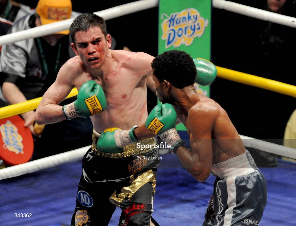 21 March 2009; Bernard Dunne in action against Ricardo Cordoba during their WBA World Super Bantamweight title fight. Hunky Dory World Title Fight Night, Bernard Dunne v Ricardo Cordoba, The O2, Dublin. Picture credit: Ray Lohan / SPORTSFILE