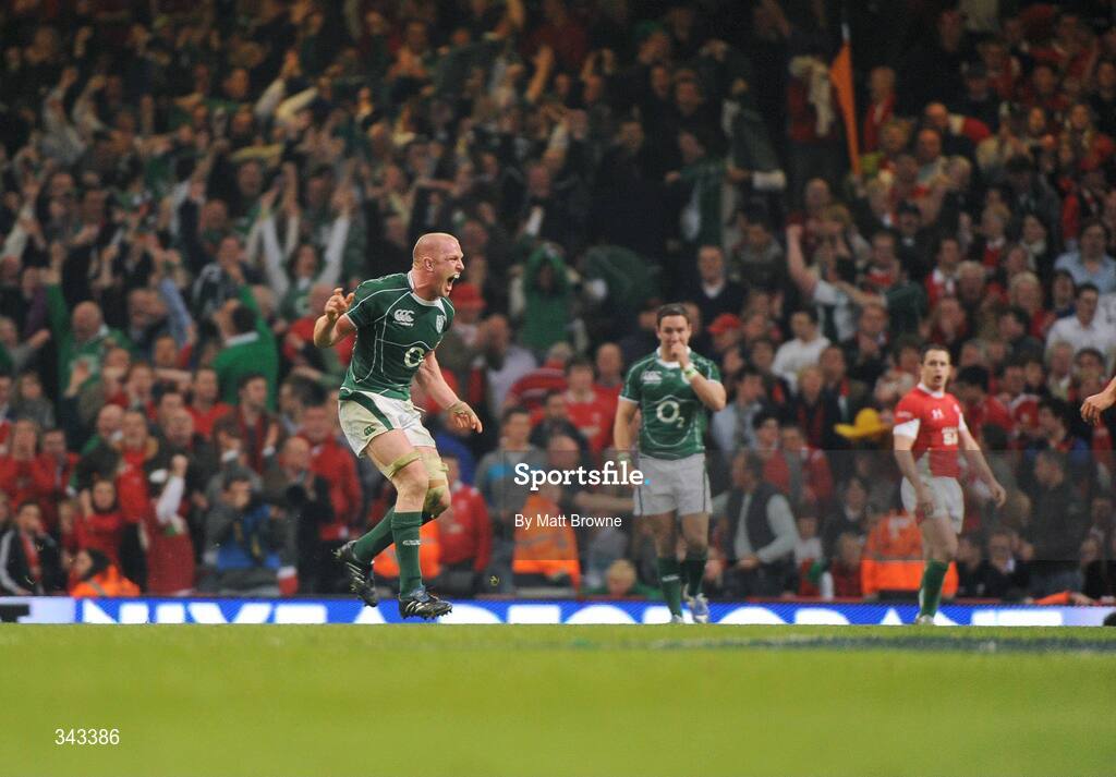 21 March 2009; Ireland's Paul O'Connell celebrates at the final whistle. RBS Six Nations Championship, Wales v Ireland, Millennium Stadium, Cardiff, Wales. Picture credit: Matt Browne / SPORTSFILE