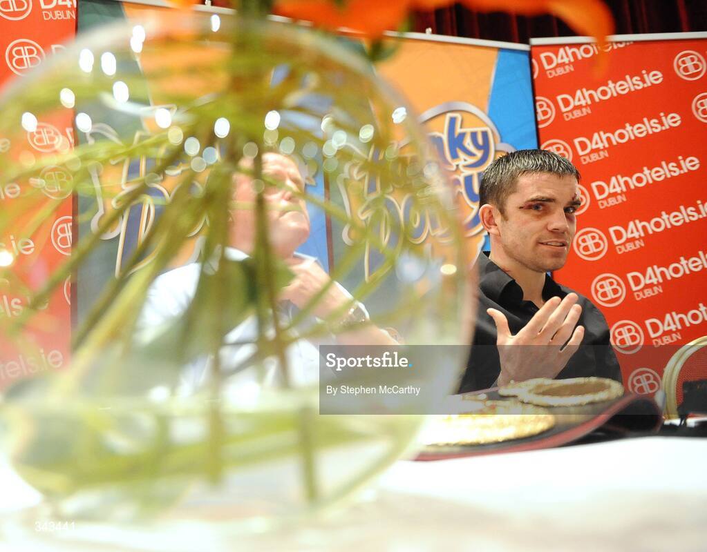 22 March 2009; Newly crowned WBA World Super Bantamweight Champion Bernard Dunne speaking at a press conference following his victory over Ricardo Cordoba at the Hunky Dorys World Title Fight Night. Bernard Dunne Press Conference, Ballsbridge Court, Dublin. Picture credit: Stephen McCarthy / SPORTSFILE