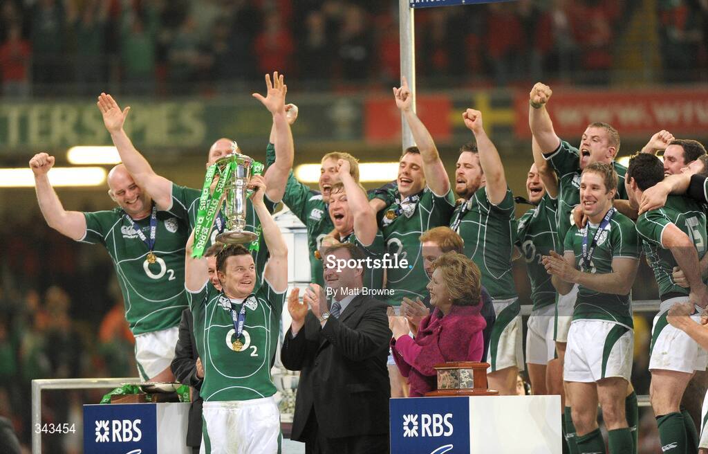 21 March 2009; Ireland captain Brian O'Driscoll lifts the Six Nations Championship trophy. RBS Six Nations Championship, Wales v Ireland, Millennium Stadium, Cardiff, Wales. Picture credit: Matt Browne / SPORTSFILE