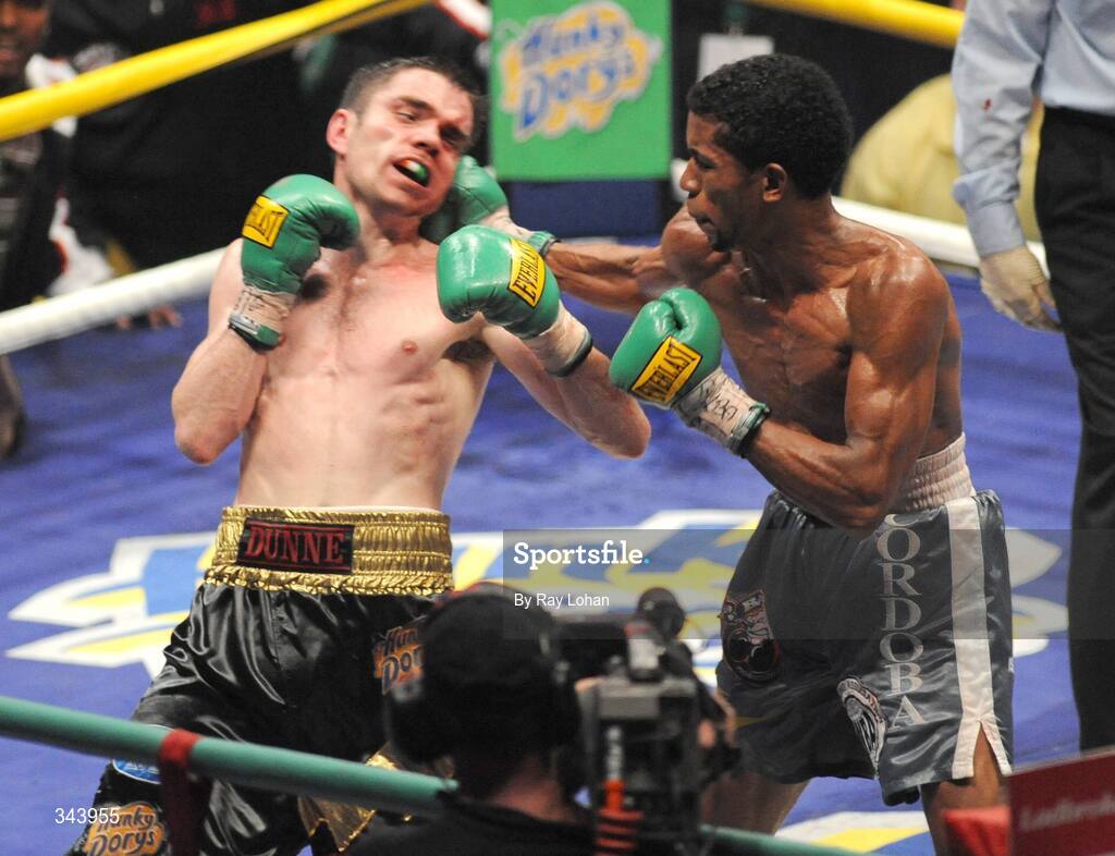 21 March 2009; Bernard Dunne in action against Ricardo Cordoba during their WBA World Super Bantamweight title fight. Hunky Dory World Title Fight Night, Bernard Dunne v Ricardo Cordoba, The O2, Dublin. Picture credit: Ray Lohan / SPORTSFILE
