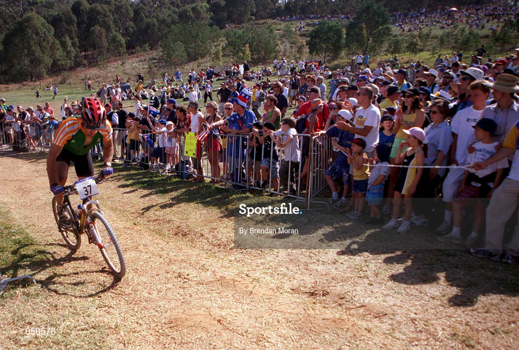 25 September 2000; Robin Seymour of Ireland competing in the mens mountain bike race during the Olympic games in Fairfield City Farm, Sydney West, Australia. Photo by Brendan Moran/Sportsfile