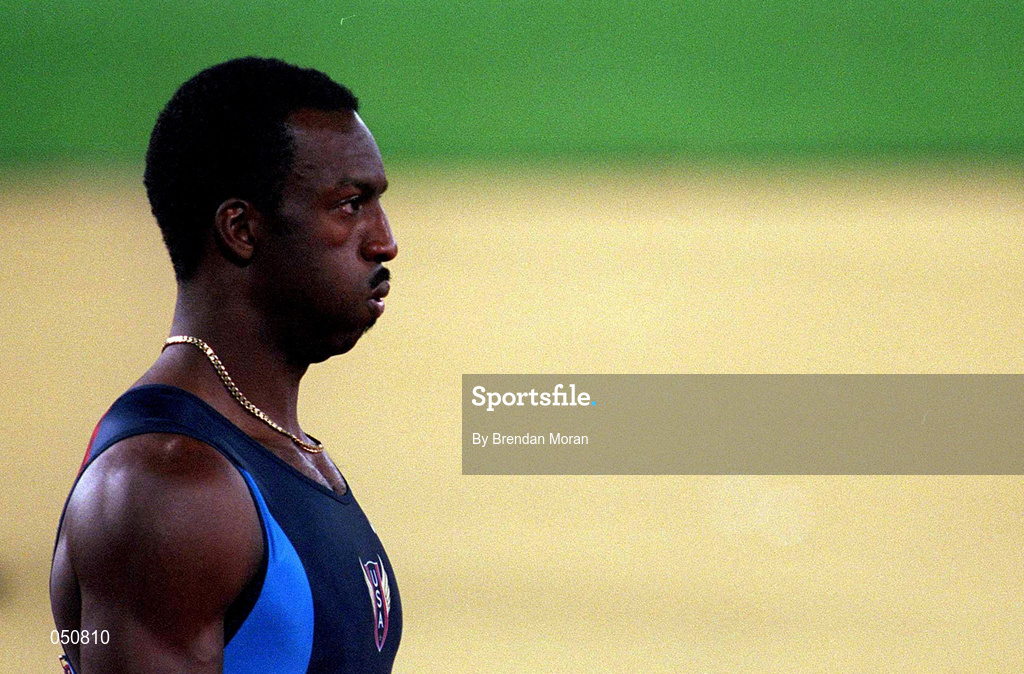 23 September 2000; Michael Johnson of USA during the mens 400m final at Stadium Australia, Sydney Olympic Park, Homebush Bay, Sydney, Australia. Photo by Brendan Moran/Sportsfile