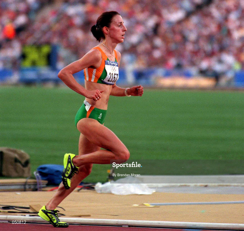 23 September 2000; Ireland's Rosemary Ryan, womens 4x400m at Stadium Australia, Sydney Olympic Park, Homebush Bay, Sydney, Australia. Photo by Brendan Moran/Sportsfile
