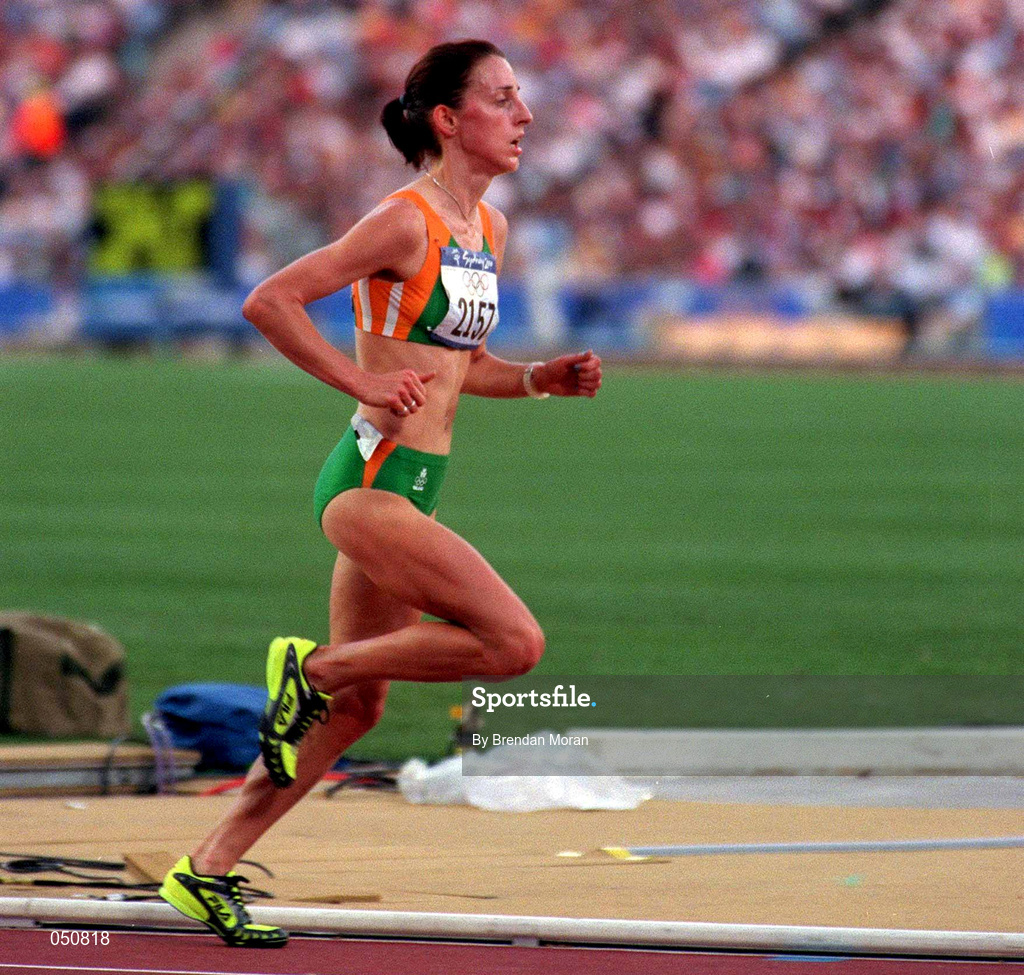 23 September 2000; Rosemary Ryan of Ireland during the Women's 5000m heat at Stadium Australia, Sydney Olympic Park, Homebush Bay, Sydney, Australia. Photo by Brendan Moran/Sportsfile