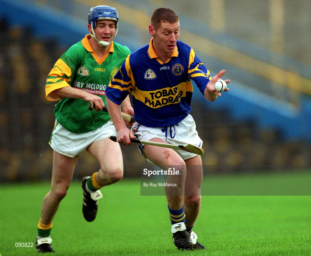 30 October 2000; Ciaran Carey of Patrickswell during the AIB Munster Club Hurling Championship match between Patrickswell and Toomevara at Semple Stadium in Thurles, Tipperary. Photo by Ray McManus/Sportsfile