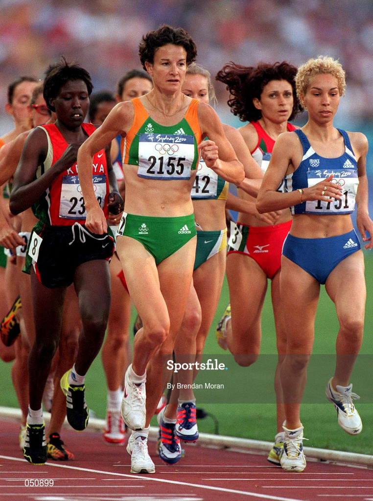 23 September 2000; Sonia O'Sullivan of Ireland, 2155, in action during the Women's 5000m Stadium Australia, Sydney Olympic Park, Homebush Bay, Sydney, Australia. Photo by Brendan Moran/Sportsfile