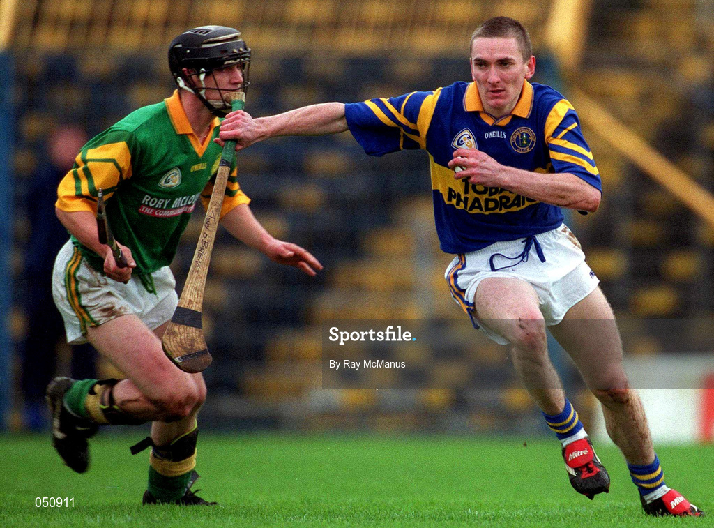 30 October 2000; Tony O'Brien of Patrickswell during the AIB Munster Club Hurling Championship match between Patrickswell and Toomevara at Semple Stadium in Thurles, Tipperary. Photo by Ray McManus/Sportsfile