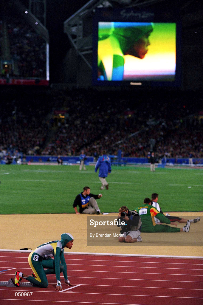 23 September 2000; Cathy Freeman of Australia ahead of the Womens 400m Final, Stadium Australia, Sydney Olympic Park, Homebush Bay, Sydney, Australia. Photo by Brendan Moran/Sportsfile