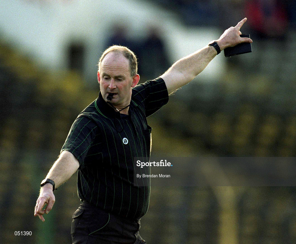 26 November 2000; Referee Ger Harrington during the AIB Munster Club Hurling Championship Final match between Sixmilebridge and Mount Sion at Semple Stadium in Thurles, Tipperary. Photo by Brendan Moran/Sportsfile