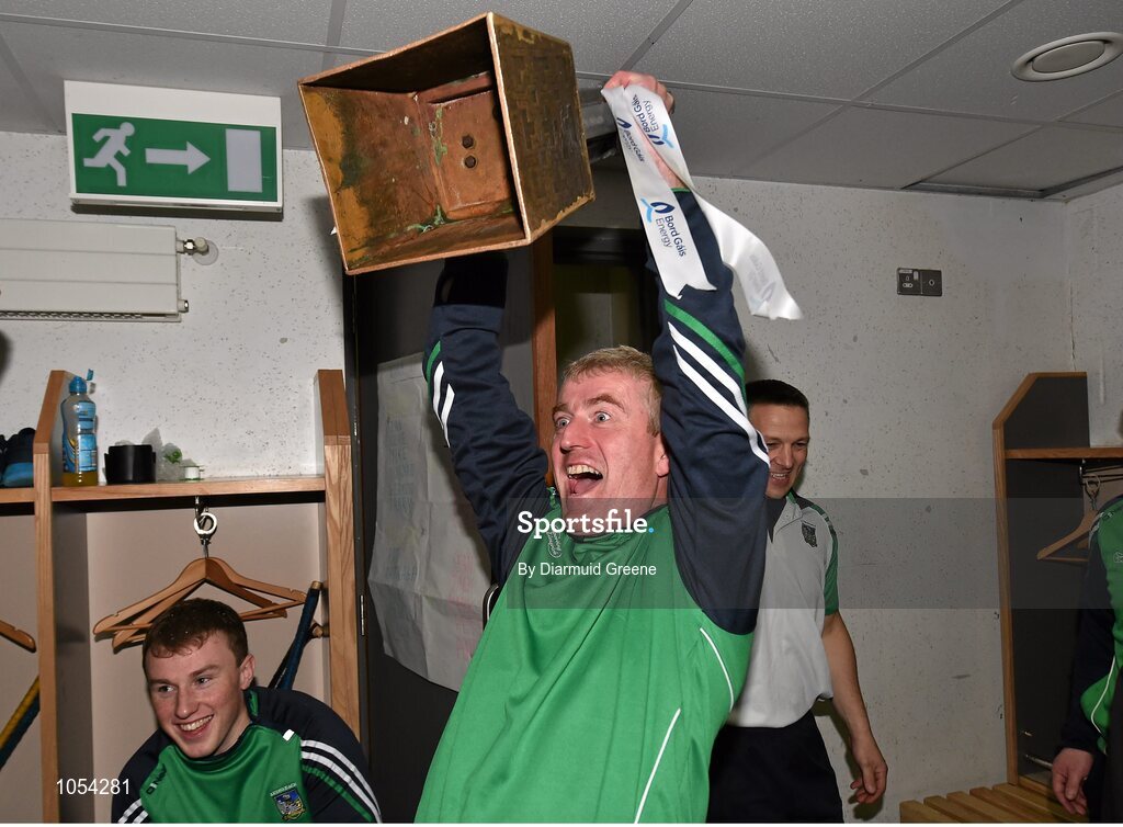 12 September 2015; Limerick manager John Kiely celebrates with the trophy after victory over Wexford. Bord Gais Energy GAA Hurling All-Ireland U21 Championship Final, Limerick v Wexford, Semple Stadium, Thurles, Co. Tipperary. Picture credit: Diarmuid Greene / SPORTSFILE