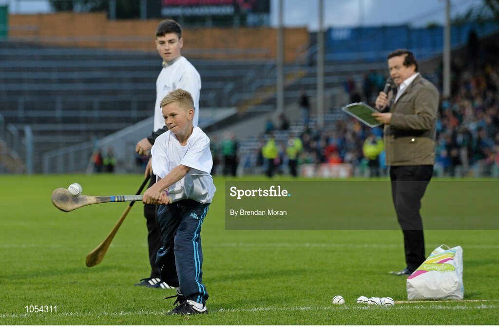 12 September 2015; Jamie Byrnes, Patrickswell GAA Club, Limerick, competes in the half-time Crossbar Challenge. Bord Gais Energy GAA Hurling All-Ireland U21 Championship Final, Limerick v Wexford, Semple Stadium, Thurles, Co. Tipperary. Picture credit: Brendan Moran / SPORTSFILE