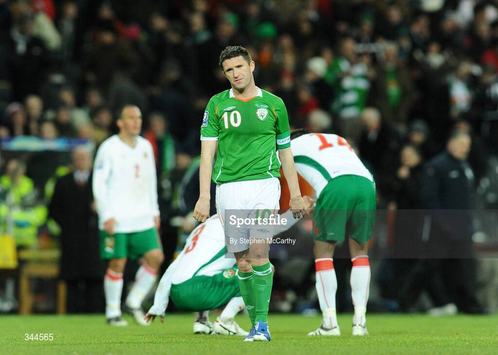 28 March 2009; A dejected Robbie Keane, Republic of Ireland, after the game. 2010 FIFA World Cup Qualifier, Republic of Ireland v Bulgaria, Croke Park, Dublin. Picture credit: Stephen McCarthy / SPORTSFILE