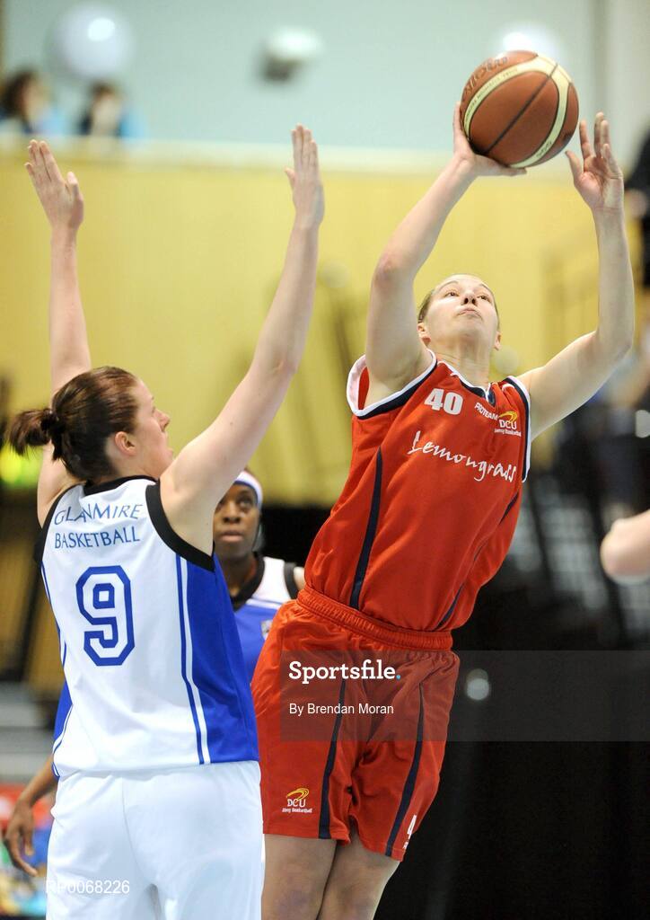 28 March 2009; Jill Martin, DCU Mercy, in action against Michelle Fahy, Team Montenotte Hotel Cork. Basketball Ireland’s Women’s Superleague Final, DCU Mercy v Team Montenotte Hotel Cork, Aura Complex, Letterkenny, Co. Donegal. Picture credit: Brendan Moran / SPORTSFILE