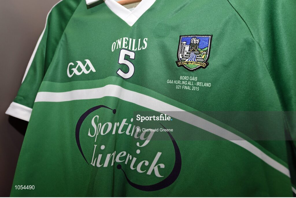 12 September 2015; The jersey of Limerick captain Diarmaid Byrnes hangs in the dressing room before the game. Bord Gais Energy GAA Hurling All-Ireland U21 Championship Final, Limerick v Wexford, Semple Stadium, Thurles, Co. Tipperary. Picture credit: Diarmuid Greene / SPORTSFILE