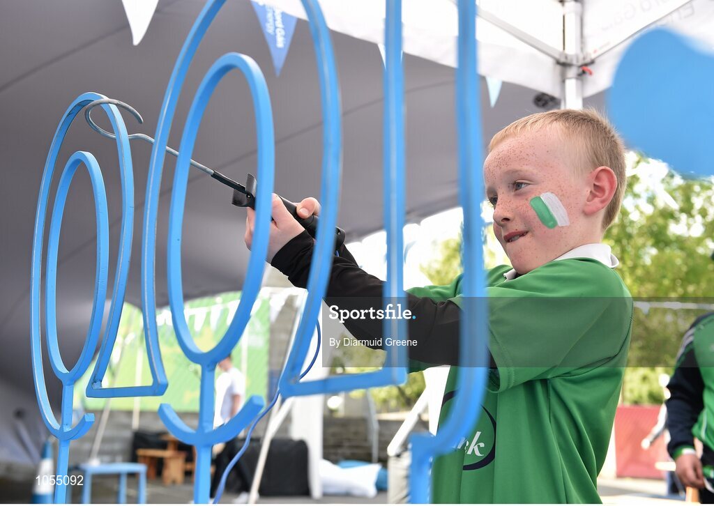 12 September 2015; Adam Shiel, from Ballybrown, Co. Limerick, tries his hand at the buzzer game in the Bord Gais Energy fanzone before the game. Bord Gais Energy GAA Hurling All-Ireland U21 Championship Final, Limerick v Wexford, Semple Stadium, Thurles, Co. Tipperary. Picture credit: Diarmuid Greene / SPORTSFILE