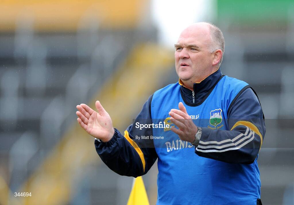 29 March 2009; Tipperary manager John Evans watches his team in action against Louth. Allianz GAA NFL Division 3, Round 6, Tipperary v Louth, Semple Stadium, Thurles, Co. Tipperary. Picture credit: Matt Browne / SPORTSFILE