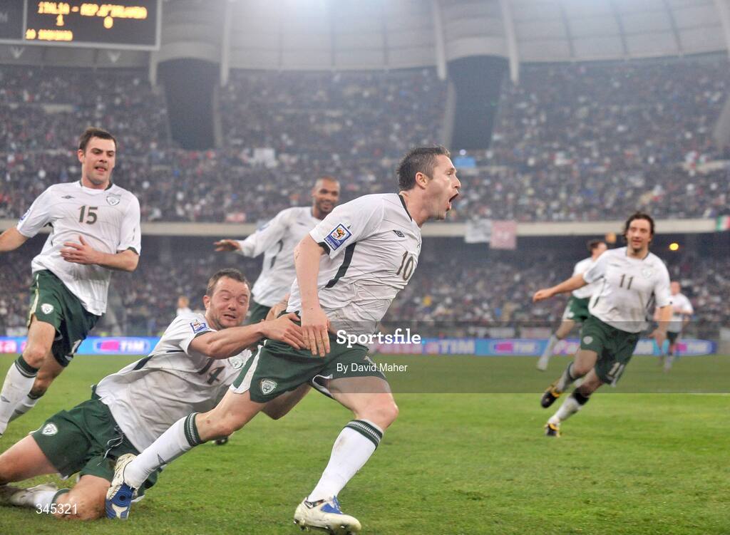 1 April 2009; Robbie Keane, Republic of Ireland, celebrates after scoring his side's equalising goal with team-mate Noel Hunt. 2010 FIFA World Cup Qualifier, Italy v Republic of Ireland, San Nicola Stadium, Bari, Italy. Picture credit: David Maher / SPORTSFILE
