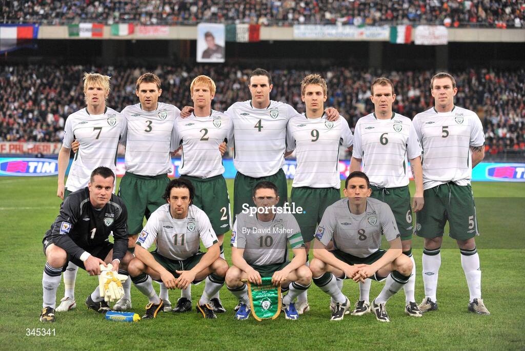 1 April 2009; The Republic of Ireland team, back row, left to right, Andy Keogh, Kevin Kilbane, Paul McShane, John O'Shea, Kevin Doyle, Glenn Whelan and Richard Dunne, front row, left to right, Shay Given, Stephen Hunt, Robbie Keane and Keith Andrews. 2010 FIFA World Cup Qualifier, Italy v Republic of Ireland, San Nicola Stadium, Bari, Italy. Picture credit: David Maher / SPORTSFILE