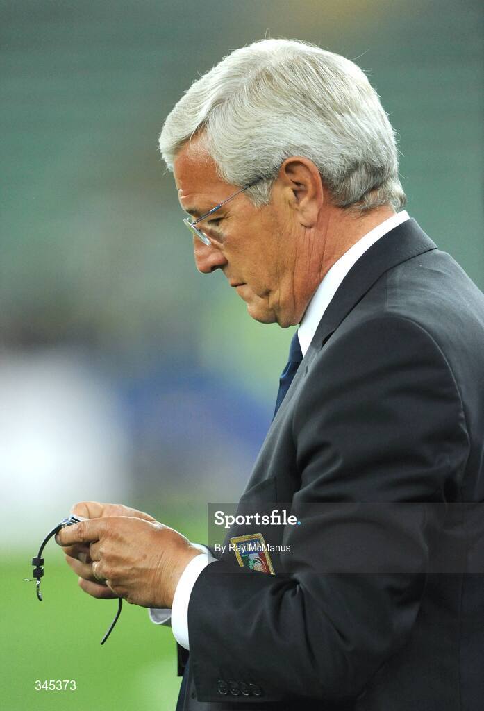 1 April 2009; Italy manager Marcello Lippi adjusts his watch. 2010 FIFA World Cup Qualifier, Italy v Republic of Ireland, San Nicola Stadium, Bari, Italy. Picture credit: Ray McManus / SPORTSFILE