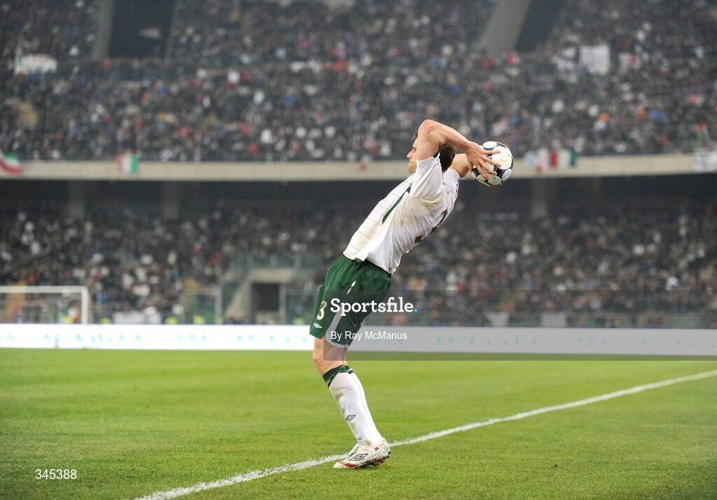 1 April 2009; Kevin Kilbane, Republic of Ireland. 2010 FIFA World Cup Qualifier, Italy v Republic of Ireland, San Nicola Stadium, Bari, Italy. Picture credit: Ray McManus / SPORTSFILE