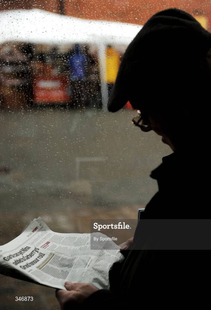 13 April 2009; A punter studies the form during the days racing at Fairyhouse. Fairyhouse Racecourse, Co. Meath. Photo by Sportsfile
