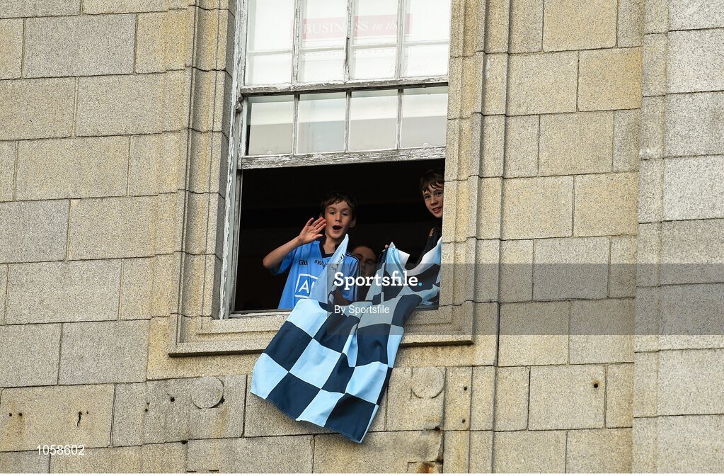 21 September 2015; Dublin supporters during the team homecoming. O'Connell St, Dublin. Photo by Sportsfile