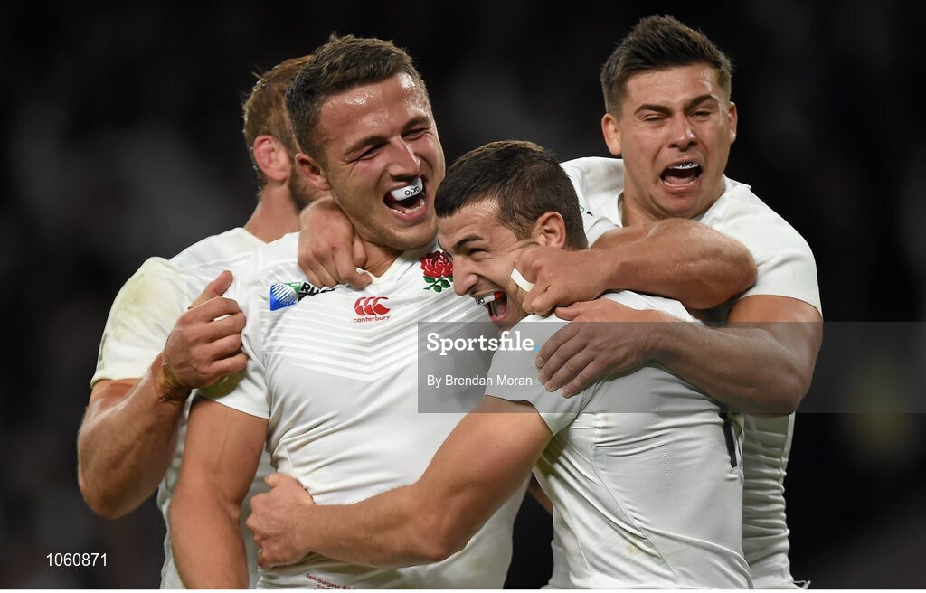 26 September 2015; Jonny May, England, second from right, is congratulated by team-mates, from left, Chris Robshaw, Sam Burgess and Ben Youngs after scoring his side's first try. 2015 Rugby World Cup, Pool A, England v Wales, Twickenham Stadium, London, England. Picture credit: Brendan Moran / SPORTSFILE