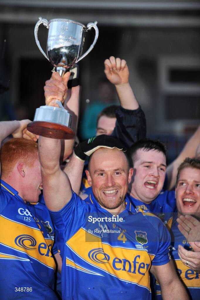 25 April 2009; The Tipperary captain Andrew Morrissey lifts the cup. Allianz GAA National Football League, Division 3 Final, Down v Tipperary, Pearse Park, Longford. Picture credit: Ray McManus / SPORTSFILE