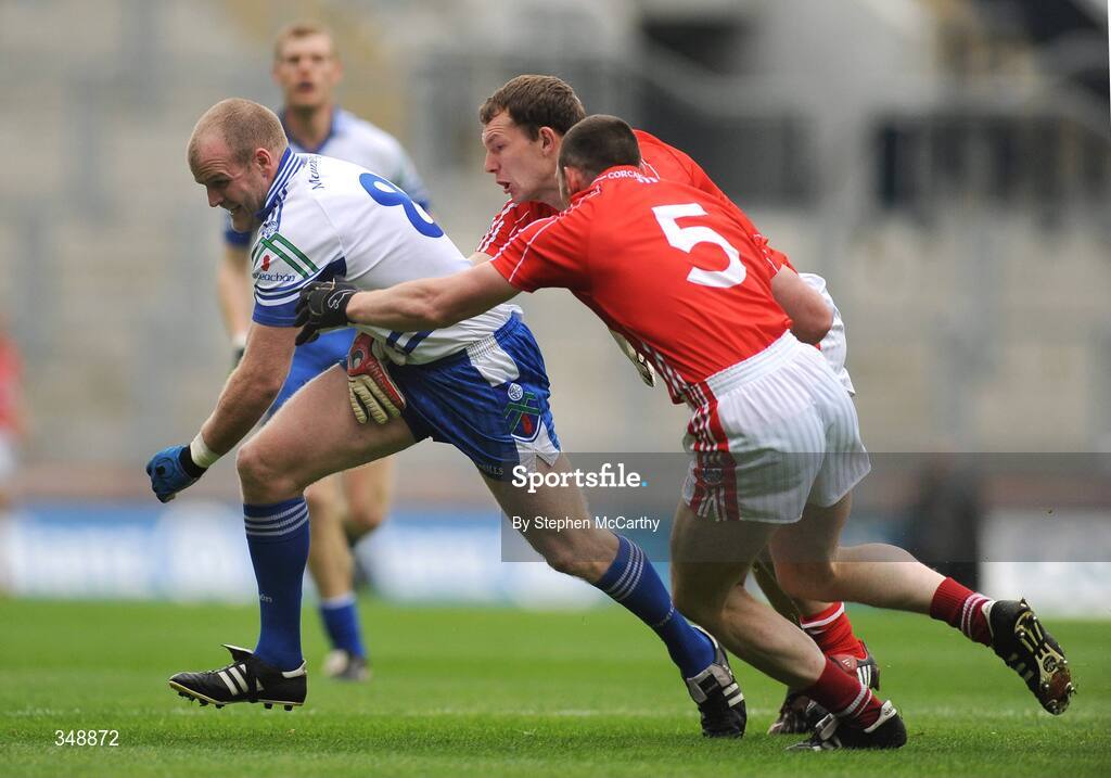 26 April 2009; Dick Clerkin, Monaghan, in action against Alan O'Connor, and Noel O'Leary, no.5, Cork. Allianz GAA National Football League, Division 2 Final, Cork v Monaghan, Croke Park, Dublin. Picture credit: Stephen McCarthy / SPORTSFILE