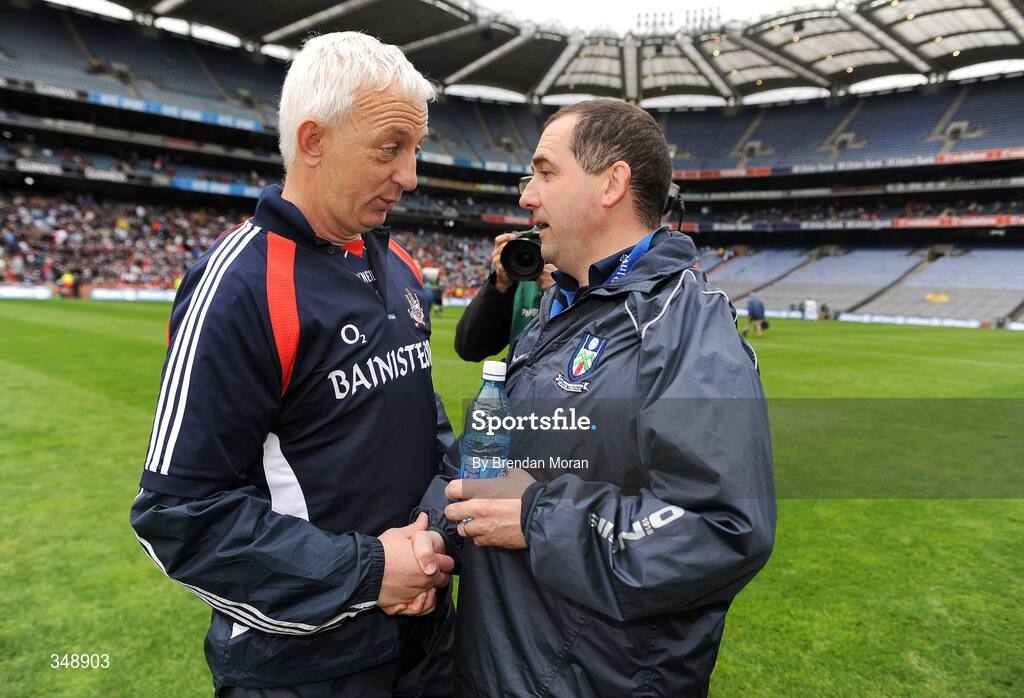 26 April 2009; Cork manager Conor Counihan shakes hands with Monaghan manager Seamus McEnaney after the game. Allianz GAA National Football League, Division 2 Final, Cork v Monaghan, Croke Park, Dublin. Picture credit: Brendan Moran / SPORTSFILE