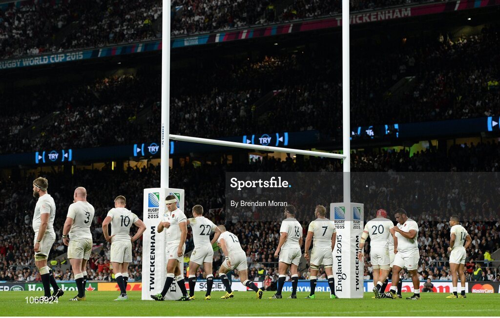 26 September 2015; The England team look on as the TMO awards a try for Wales scored by Gareth Davies. 2015 Rugby World Cup, Pool A, England v Wales, Twickenham Stadium, London, England. Picture credit: Brendan Moran / SPORTSFILE