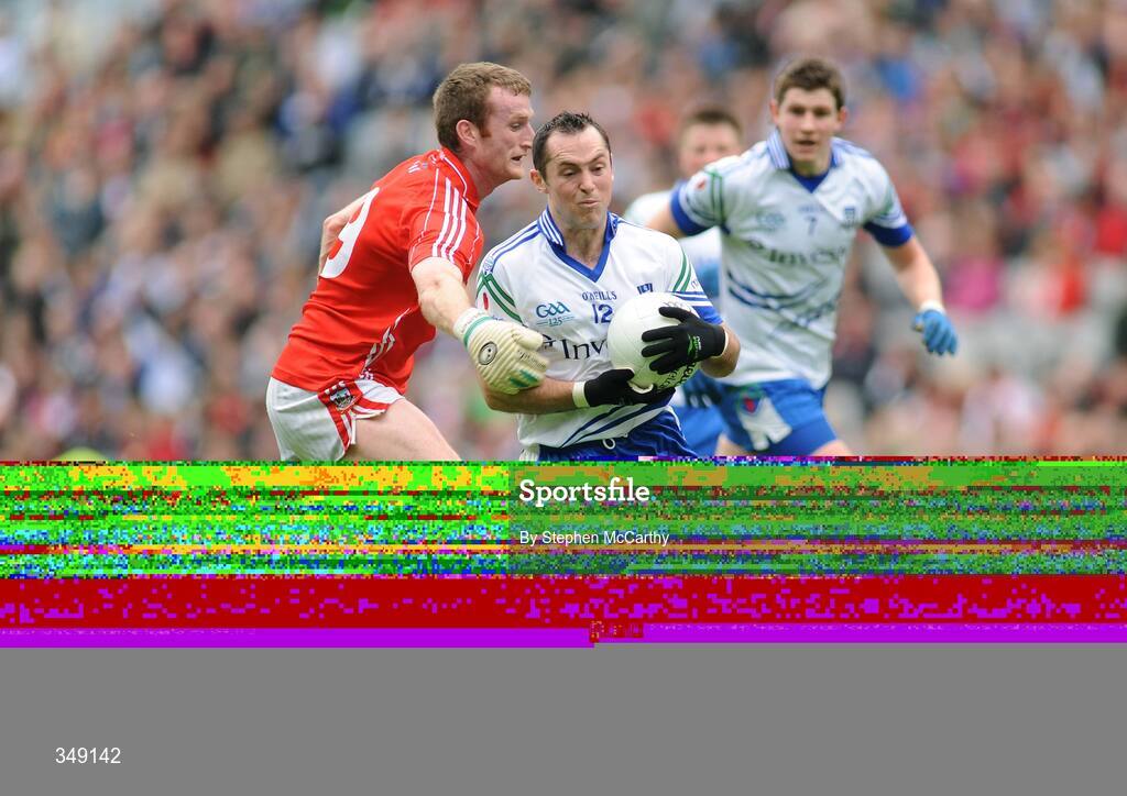 26 April 2009; Stephen Gollogly, Monaghan, in action against Nicholas Murphy, Cork. Allianz GAA National Football League, Division 2 Final, Cork v Monaghan, Croke Park, Dublin. Picture credit: Stephen McCarthy / SPORTSFILE