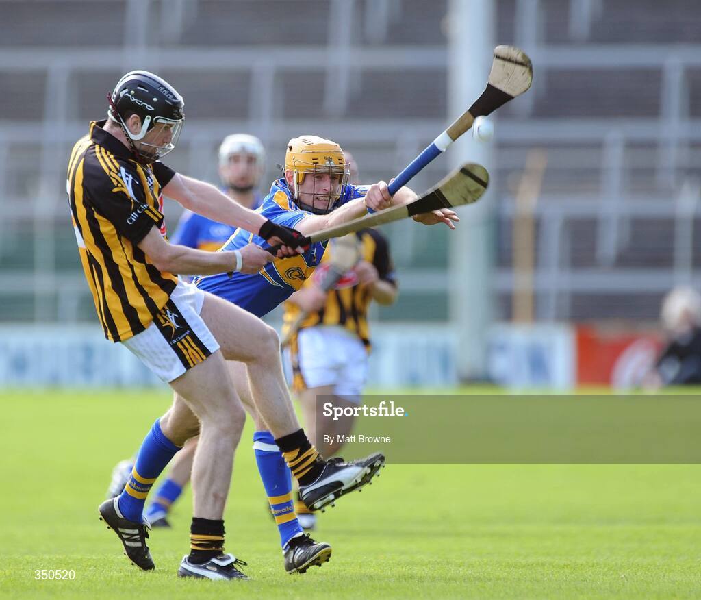 3 May 2009; Michael Rice, Kilkenny, in action against Shane McGrath, Tipperary. Allianz GAA NHL Division 1 Final, Kilkenny v Tipperary, Semple Stadium, Thurles, Co. Tipperary. Picture credit: Matt Browne / SPORTSFILE