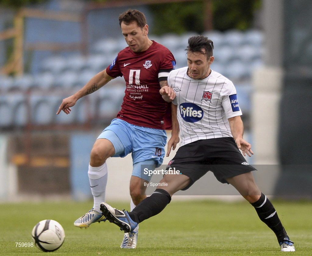 10 June 2013; Richie Towell of Dundalk in action against Declan O'Brien of Drogheda United during the Airtricity League Premier Division match between Drogheda United and Dundalk at Hunky Dorys Park in Drogheda, Louth. Photo by Sportsfile