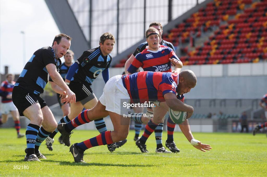 9 May 2009; Heinrich Stride, Clontarf, goes over for his side's first try despite the best efforts of Frankie Roche, Shannon. AIB League Division 1 Final, Shannon v Clontarf, Thomond Park, Limerick. Picture credit: Brendan Moran / SPORTSFILE