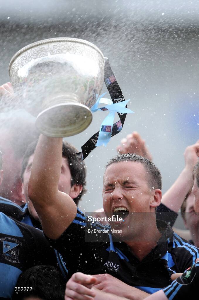 9 May 2009; Shannon captain Fiach O'Loughlin lifts the Division 1 trophy after extra time victory over Clontarf. AIB League Division 1 Final, Shannon v Clontarf, Thomond Park, Limerick. Picture credit: Brendan Moran / SPORTSFILE