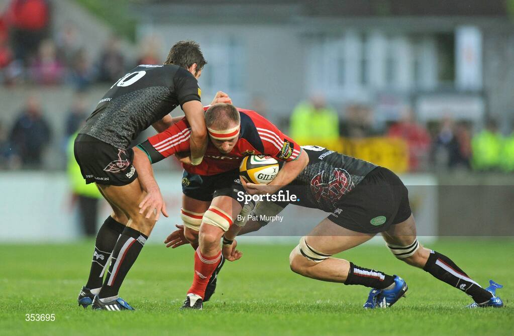 15 May 2009; Mick O'Driscoll, Munster, is tackled by James Hook and Ryan Jones, Ospreys. Magners League, Munster v Neath Swansea Ospreys, Thomond Park, Limerick. Picture credit: Pat Murphy / SPORTSFILE