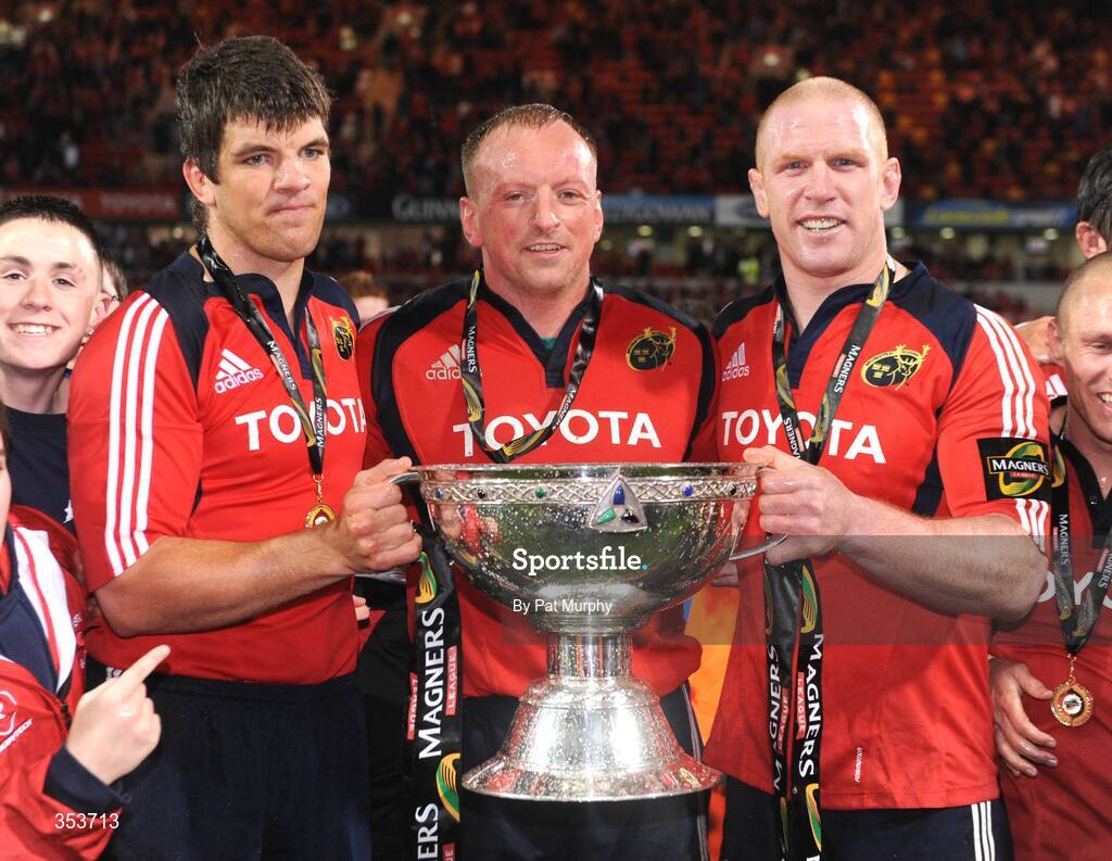 15 May 2009; Munster's Donncha O'Callaghan, left, Mick O'Driscoll, centre, and Paul O'Connell, right, with the Magners League trophy. Magners League, Munster v Neath Swansea Ospreys, Thomond Park, Limerick. Picture credit: Pat Murphy / SPORTSFILE