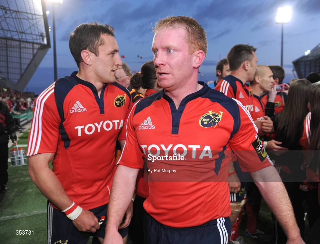 15 May 2009; Munster's Anthony Horgan leaves the field after the game. Magners League, Munster v Neath Swansea Ospreys, Thomond Park, Limerick.  Picture credit: Pat Murphy / SPORTSFILE